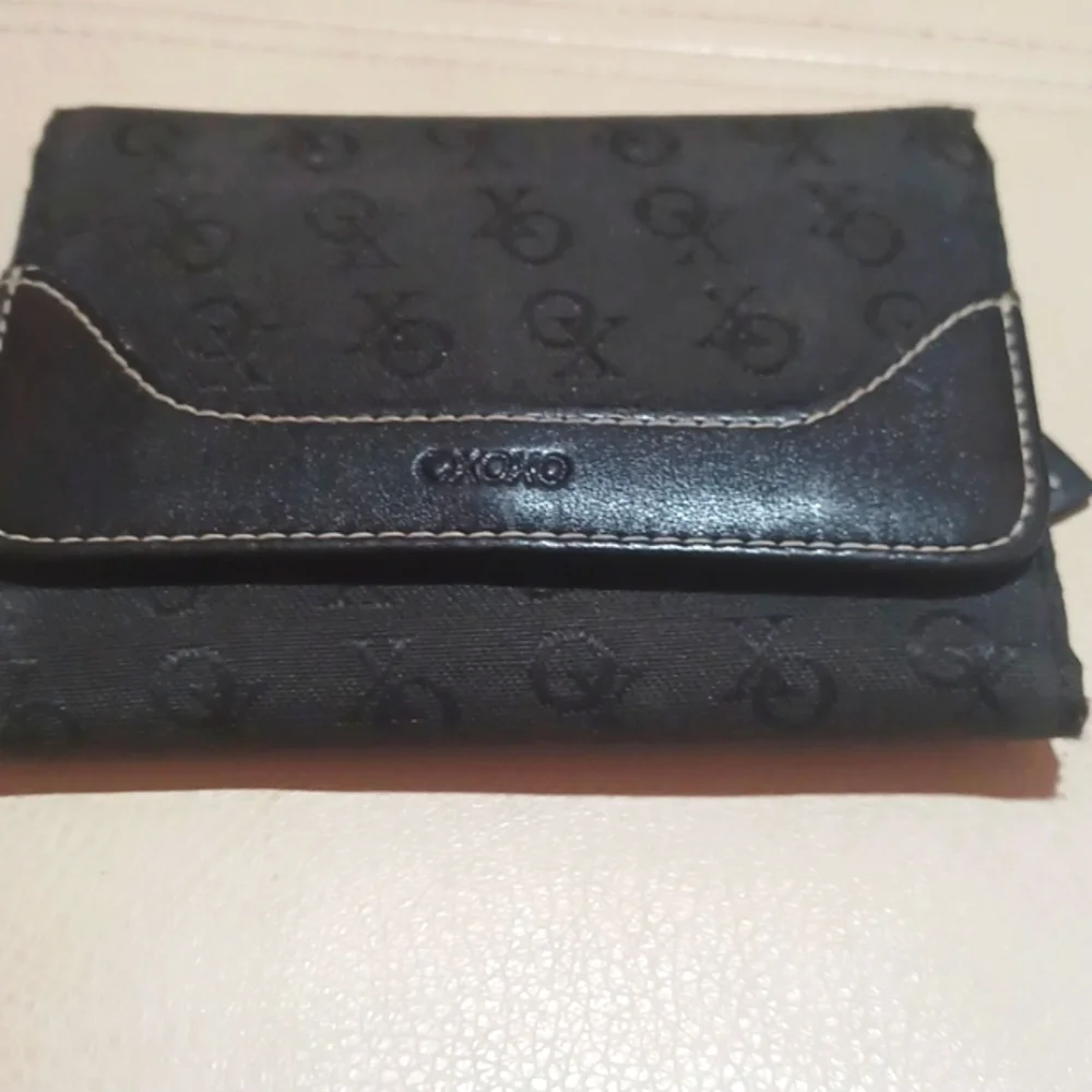Wallet - Picture 1 of 4